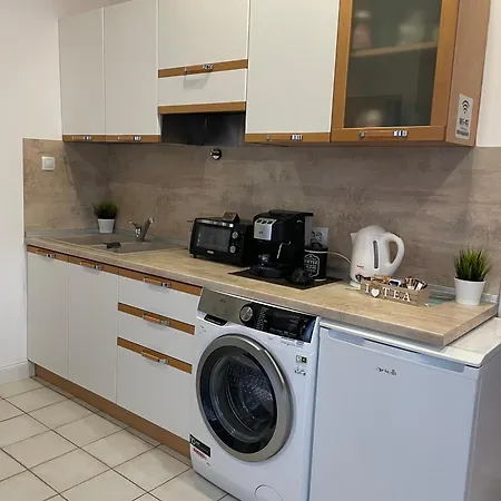 2025 Avi Jacuzzi For A Family With Kids Appartement Varna