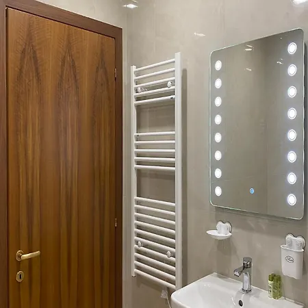 2025 Avi Jacuzzi For A Family With Kids Apartment