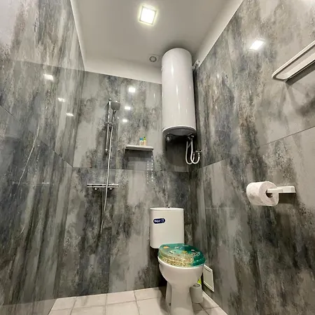 2025 Avi Jacuzzi For A Family With Kids Apartment