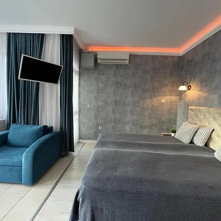 Apartment 2025 Avi Jacuzzi For A Family With Kids *